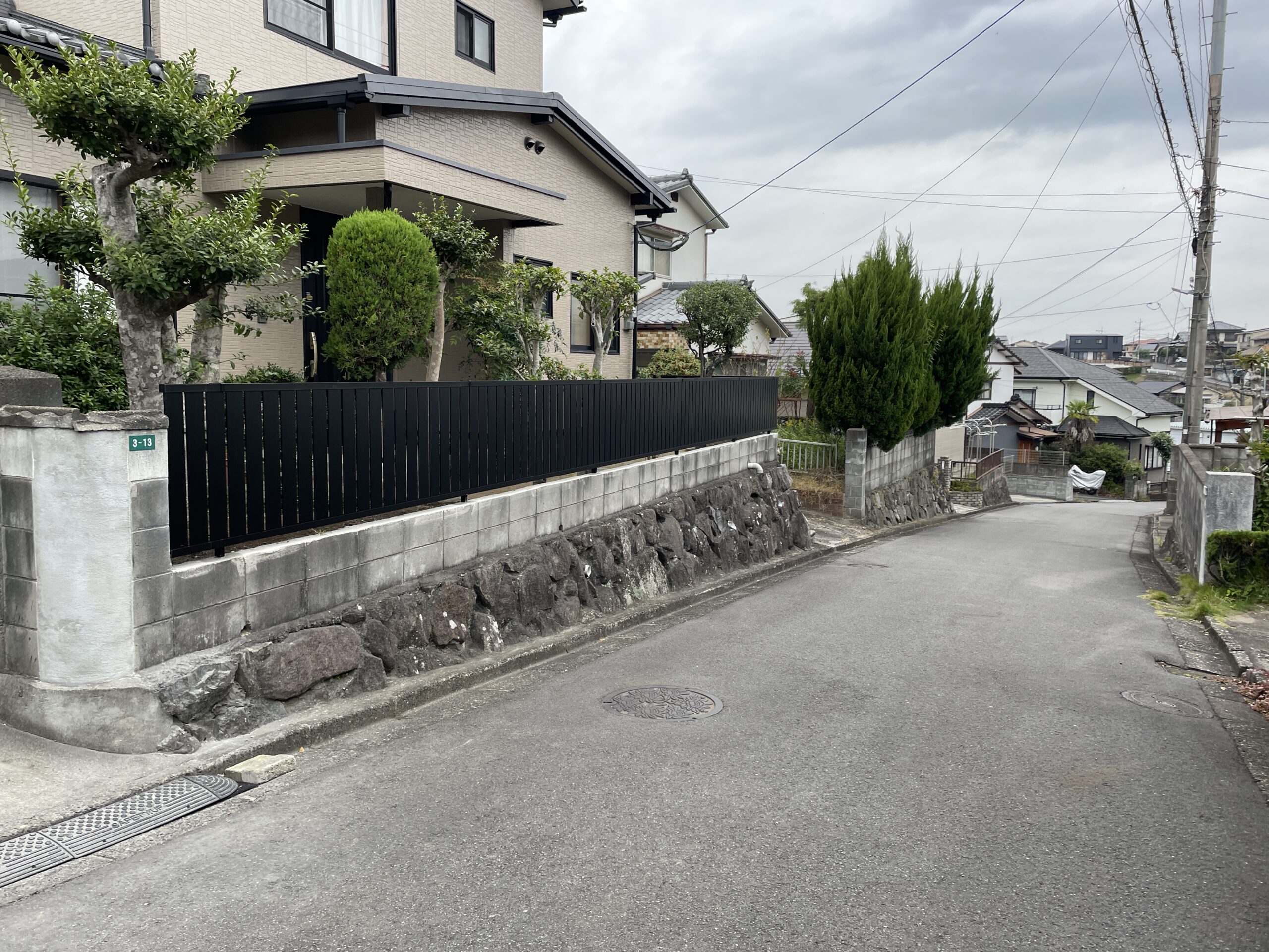 施工事例】ブロック塀を撤去して目隠しフェンスに交換｜安全で 